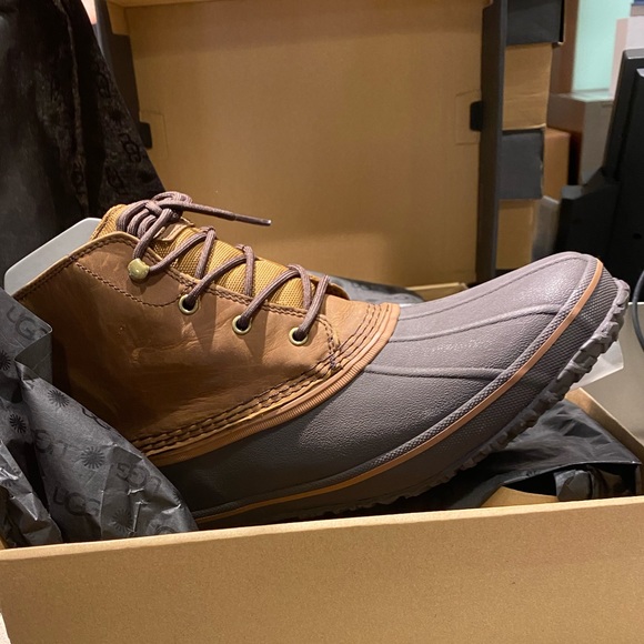 UGG Men's Zetik Boot Leather In Brown - Picture 2 of 10